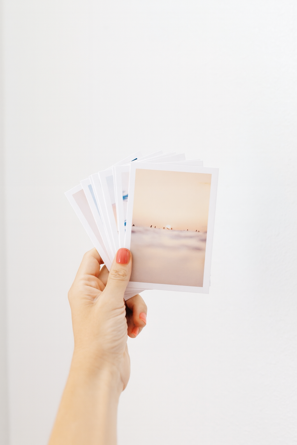Pocket Prints + Easel | Maui Keepsake Mini Print Set